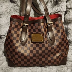 Louis Vuitton Hampstead MM in Damier Ebene Canvas Handbag